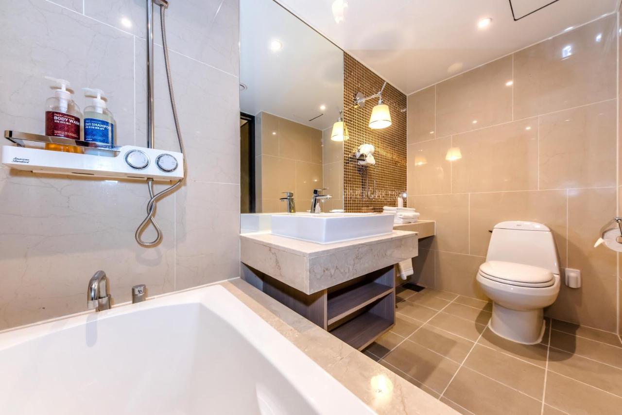 The First70 Hotel Seogwipo Luaran gambar