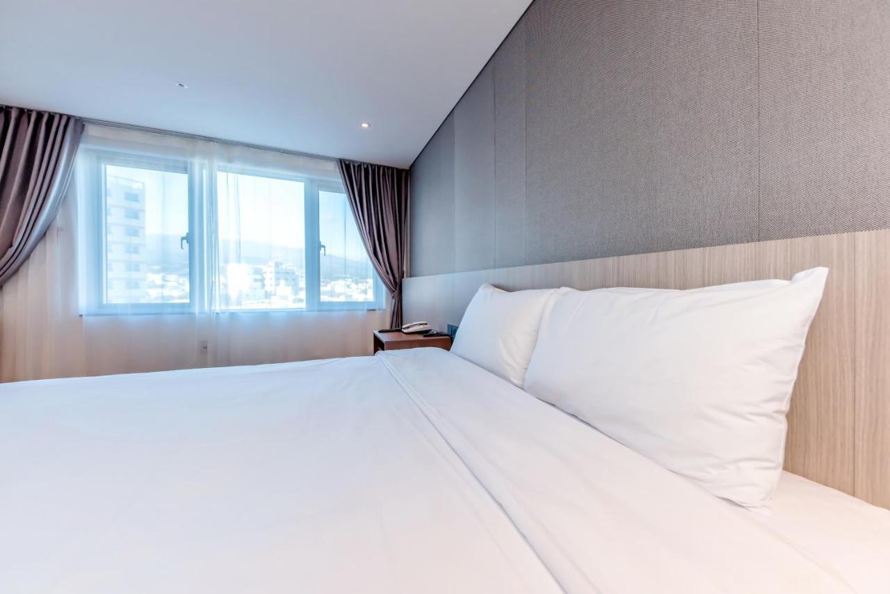 The First70 Hotel Seogwipo Luaran gambar