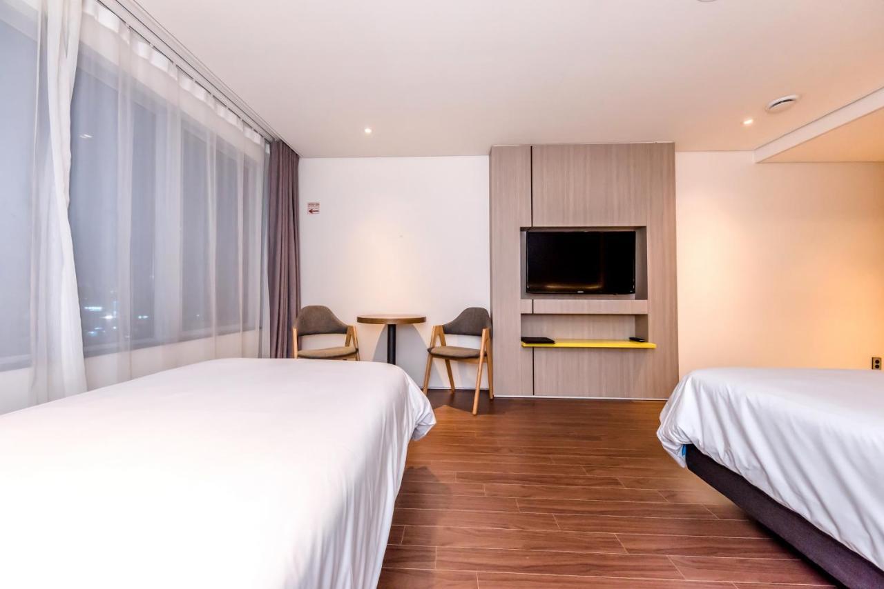 The First70 Hotel Seogwipo Luaran gambar