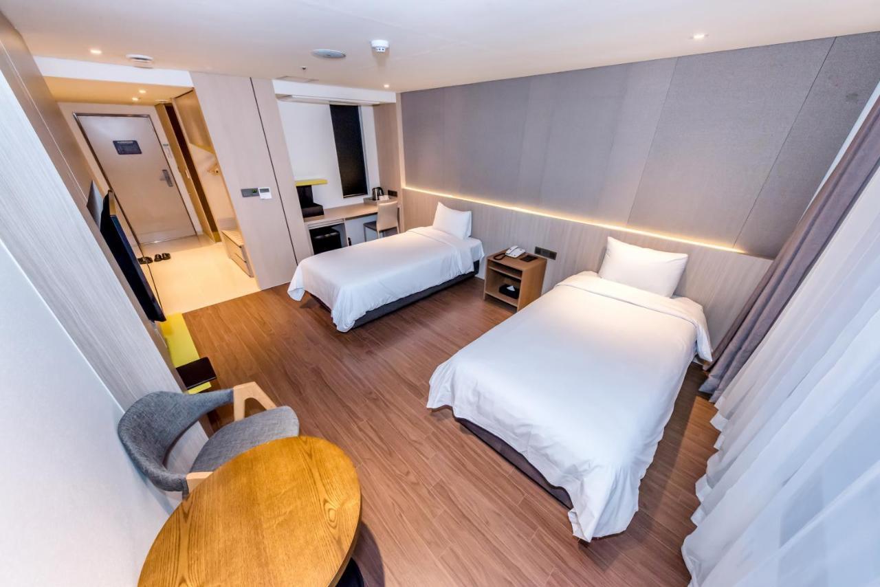 The First70 Hotel Seogwipo Luaran gambar